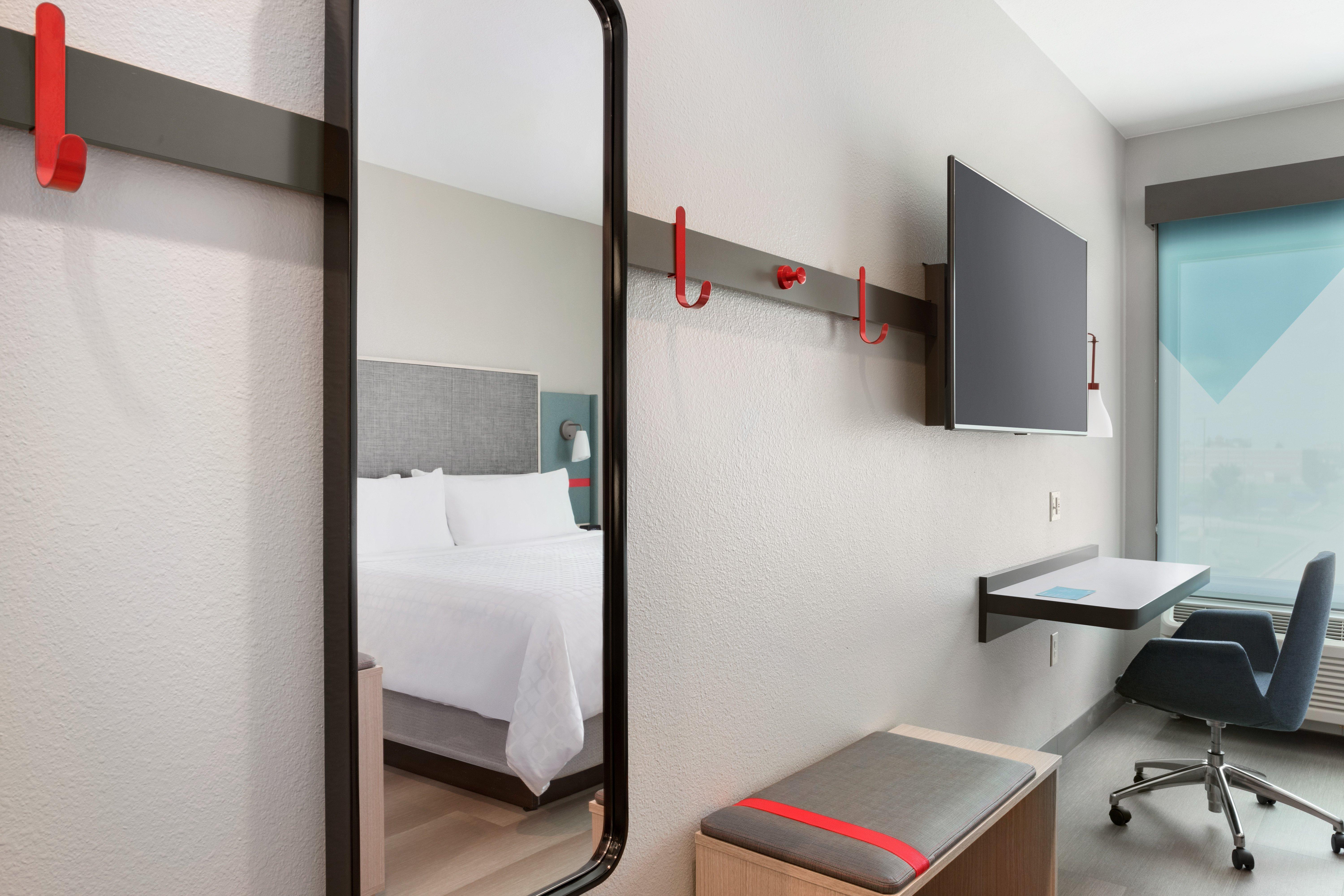 Avid Hotel - Staunton By Ihg Dış mekan fotoğraf